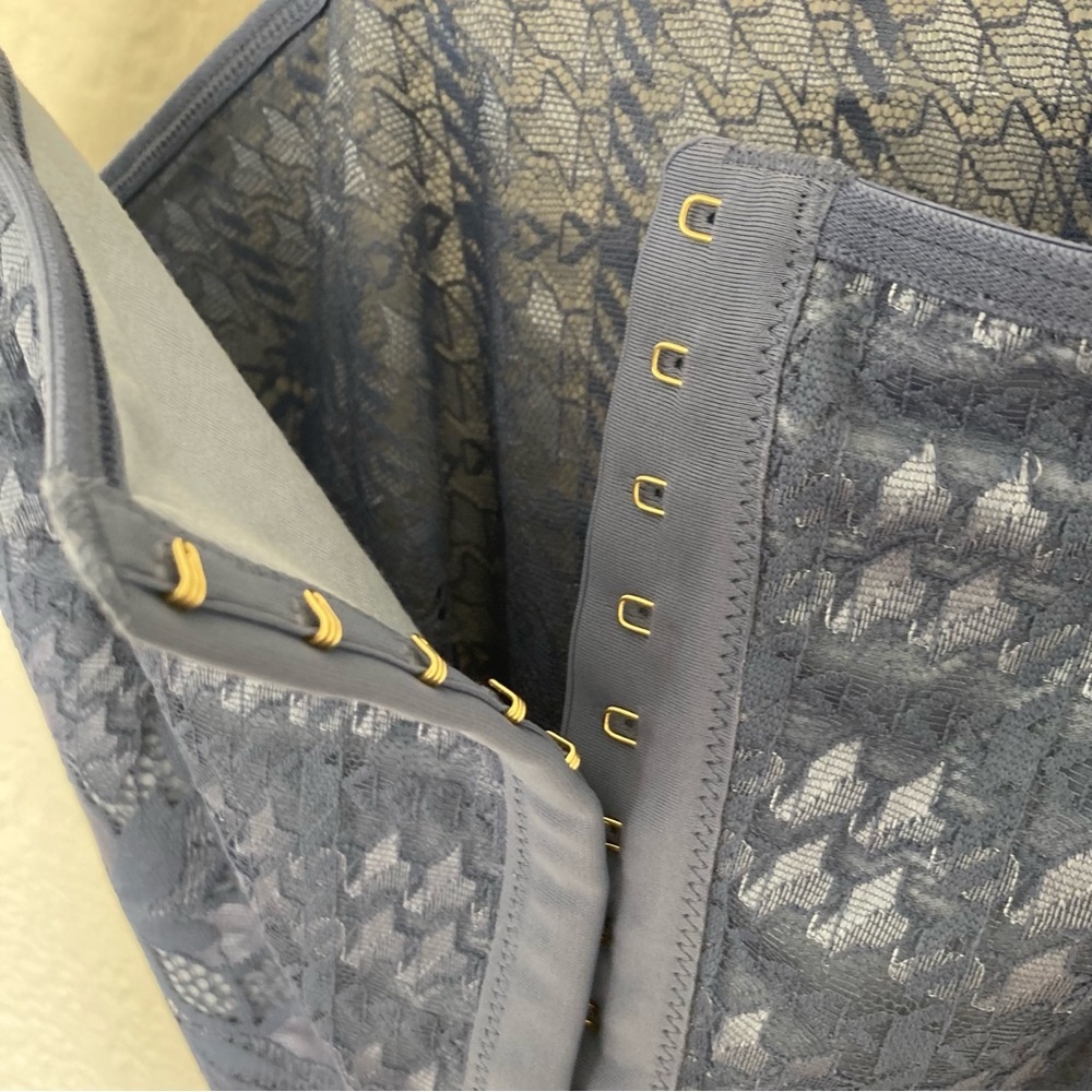 NWOT Aerie Show Off Winter Express Lace Corset Bra Top in Marbled Blue, Size S - Picture 5 of 5